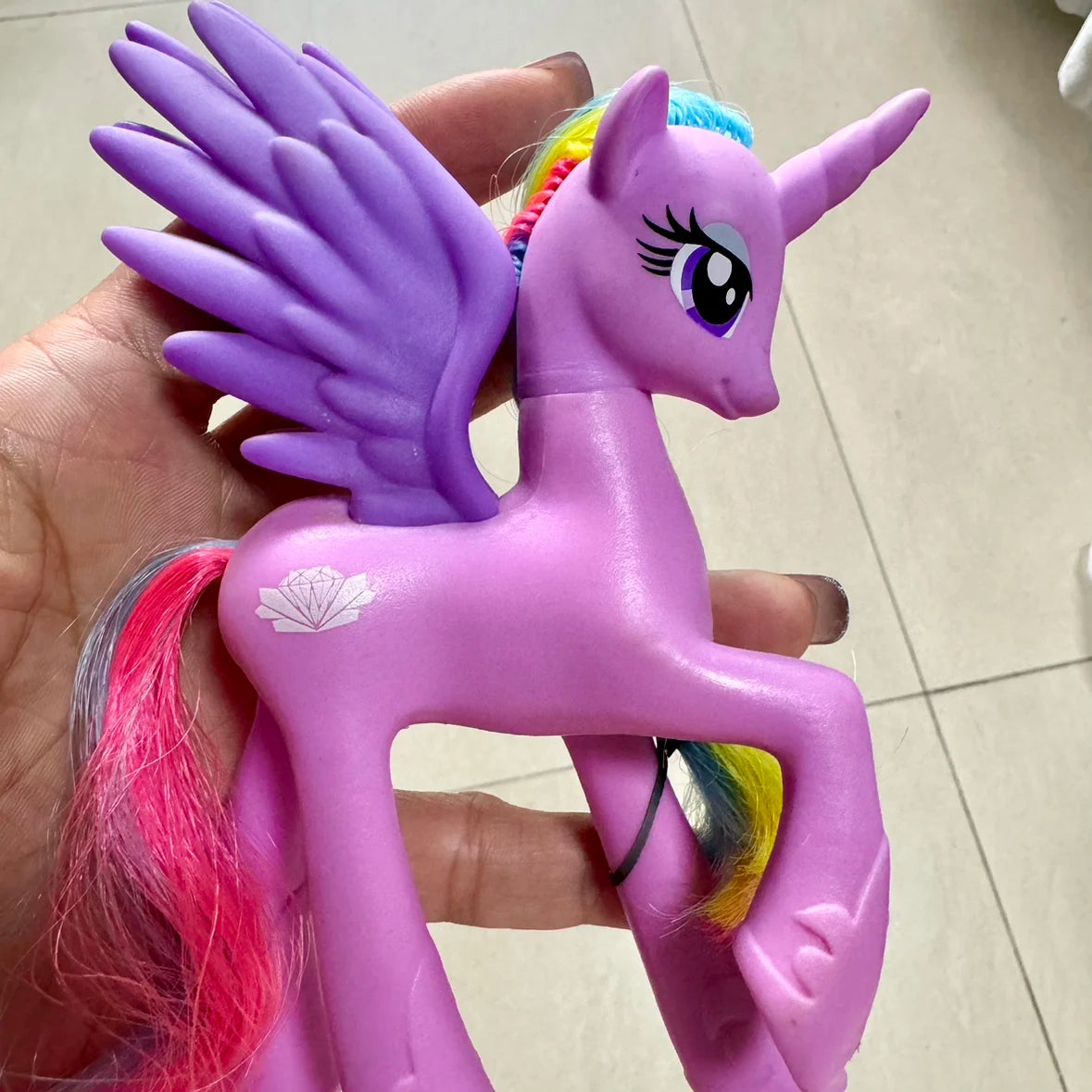 8cm Hasbro My Little Pony Twilight Sparkle Rainbow Dash Applejack YoYo Action Figures Colorful Hair Pony Model Toys Kids Gifts