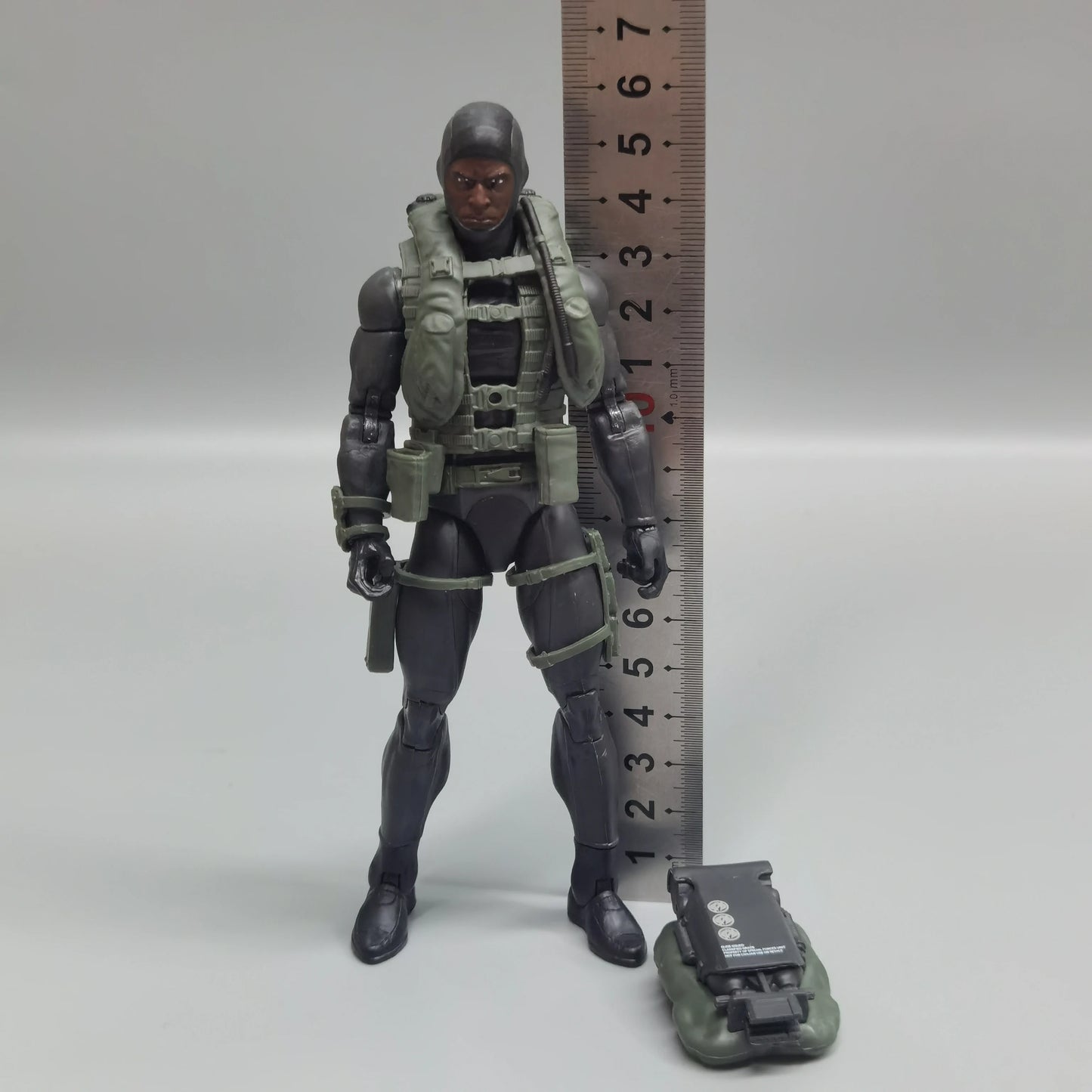 Genuine bulk Hasbro Special Forces 6 inch articulated action figure